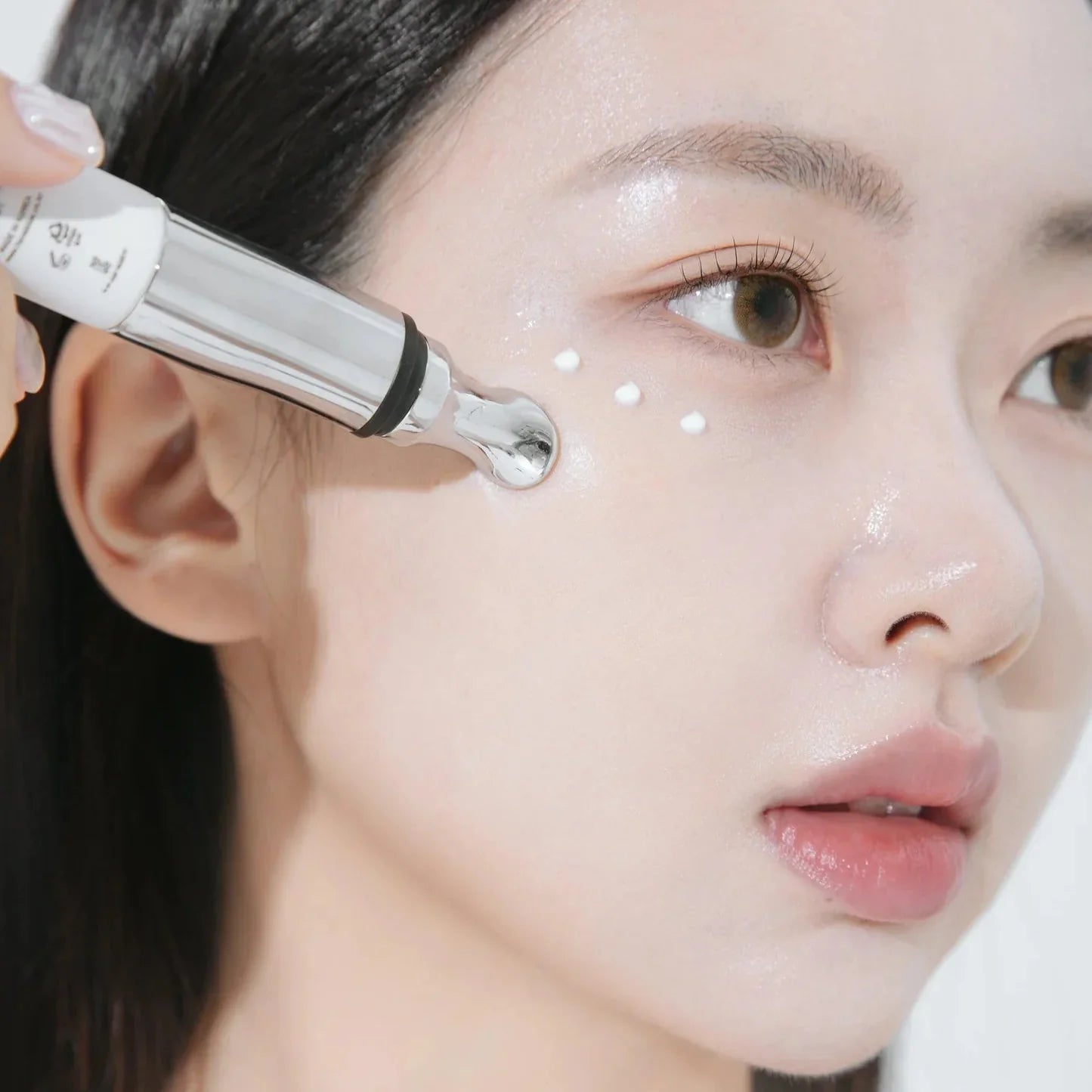 Black Yuja Bean Lifting Auto Eye Cream (Crema de Ojos Reafirmante Antiedad)