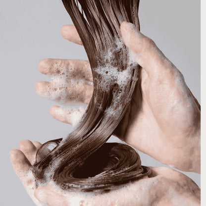 Annurcatin Shampoo (Shampoo Anticaída Fortificante)